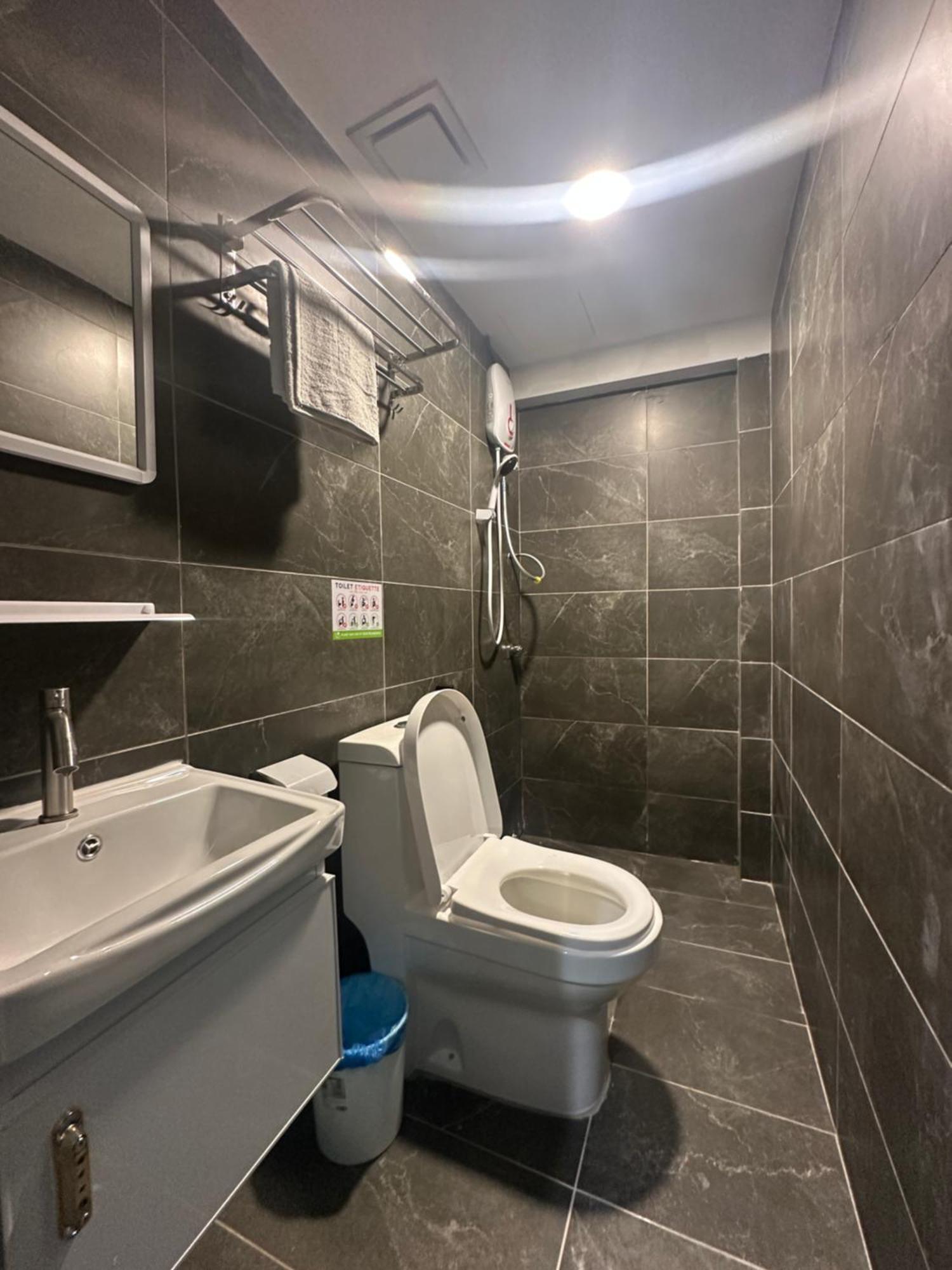 Ss Grey Bukit Bintang 2*